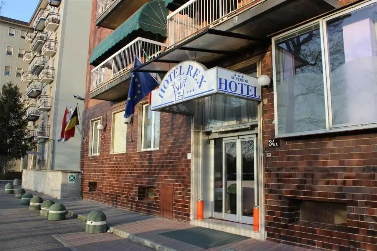 Hotel Rex Milano 3*, Milan