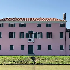 Pecore Ribelli , Mira Italie